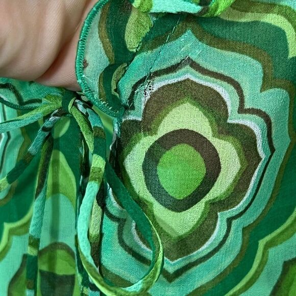 Zara Sheer Green Printed Geo 70’s Retro Hippiecore Bell Sleeve Top New Size S - Picture 13 of 14
